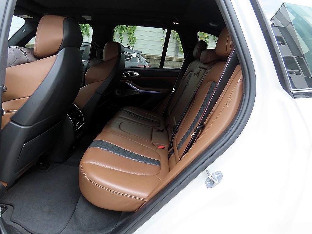 BMW X5M X5M (F95) 4.4 컴페티션 이미지 6