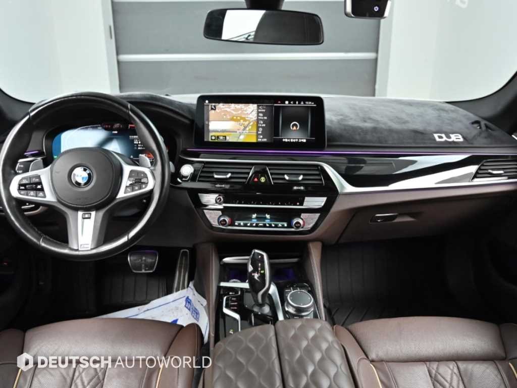 BMW 5시리즈 5시리즈 (G30) 530i xDrive M 스포츠 이미지 7