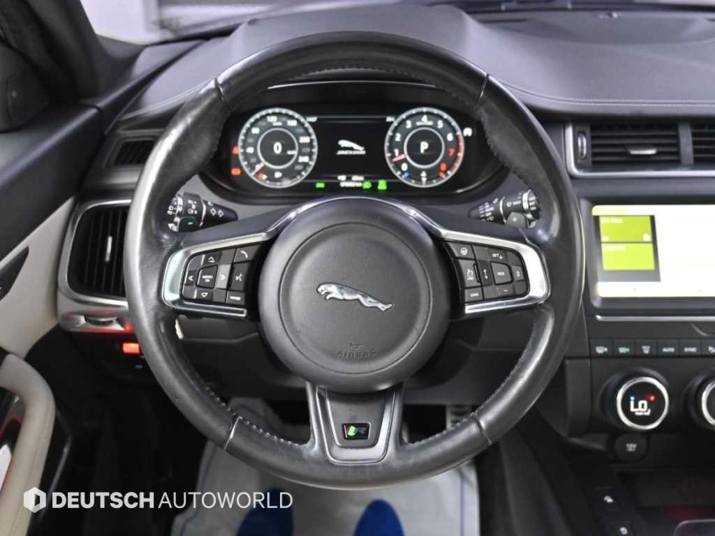 재규어 E-PACE P250 R-다이나믹 SE 이미지 13