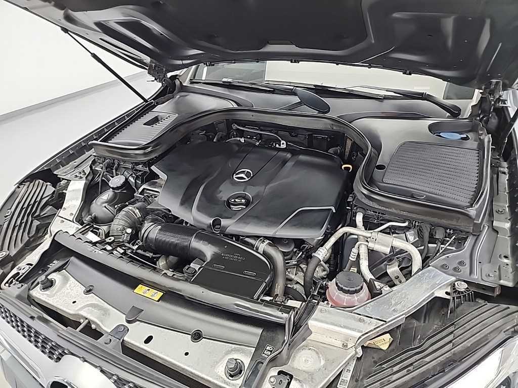 벤츠 GLC 클래스 GLC클래스 X253 GLC 250 d 4MATIC 쿠페 이미지 5