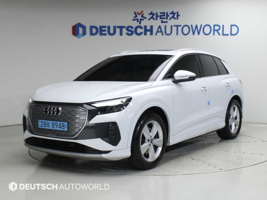 아우디 Q4 Q4 e-트론 40 이미지 1