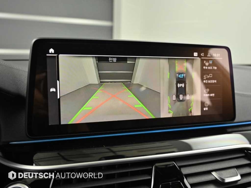 BMW 5시리즈 5시리즈 (G30) 530e M 스포츠 이미지 15