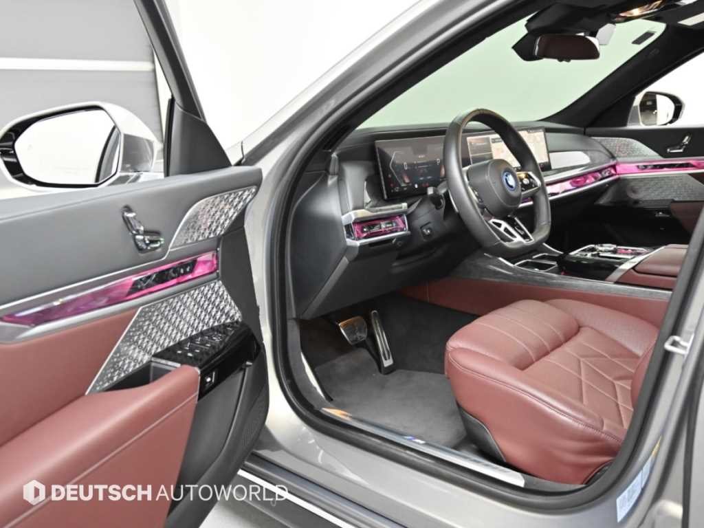 BMW 7시리즈 7시리즈 (G70) 750e xDrive M 스포츠 이미지 11