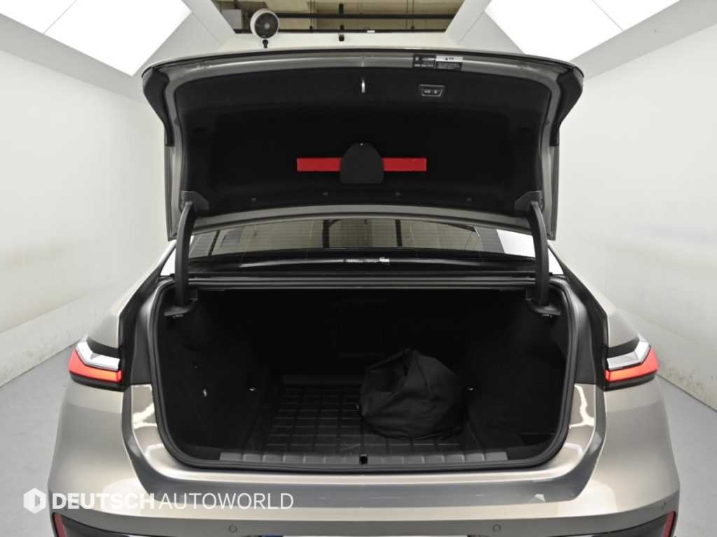 BMW 7시리즈 7시리즈 (G70) 750e xDrive M 스포츠 이미지 19