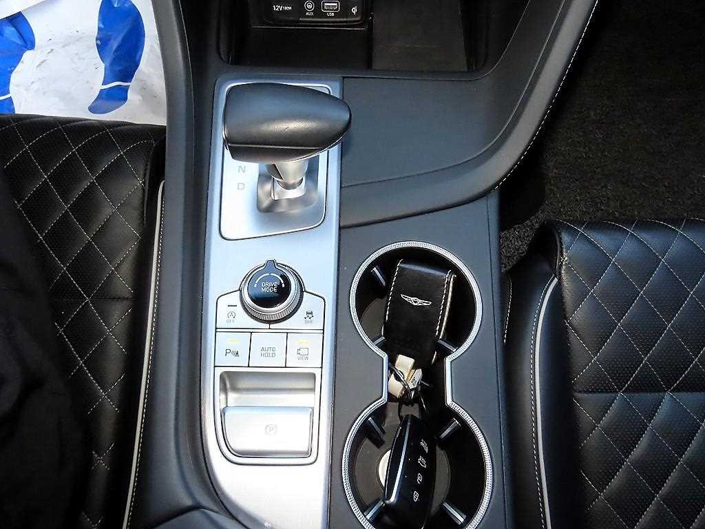 제네시스 G70 3.3T 스포츠 AWD 프레스티지 이미지 11