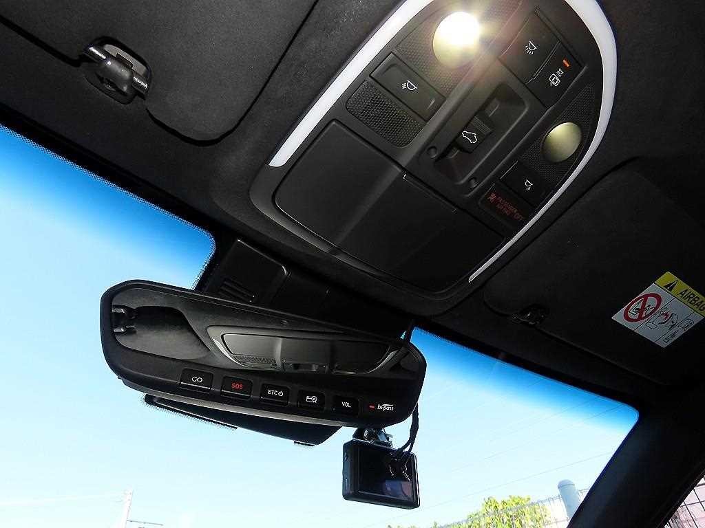 제네시스 G70 3.3T 스포츠 AWD 프레스티지 이미지 17