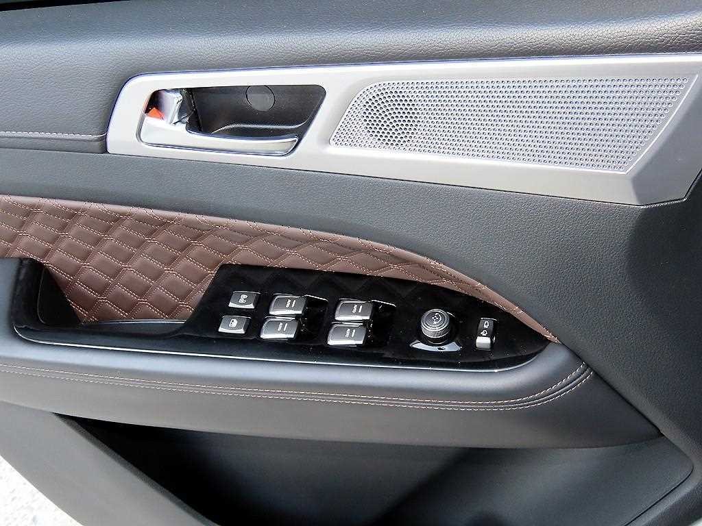 KG모빌리티(쌍용) 렉스턴 올 뉴 렉스턴 (Y450) 디젤 2.2 4WD 프레스티지 이미지 11