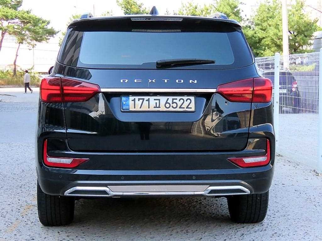 KG모빌리티(쌍용) 렉스턴 올 뉴 렉스턴 (Y450) 디젤 2.2 4WD 프레스티지 이미지 4