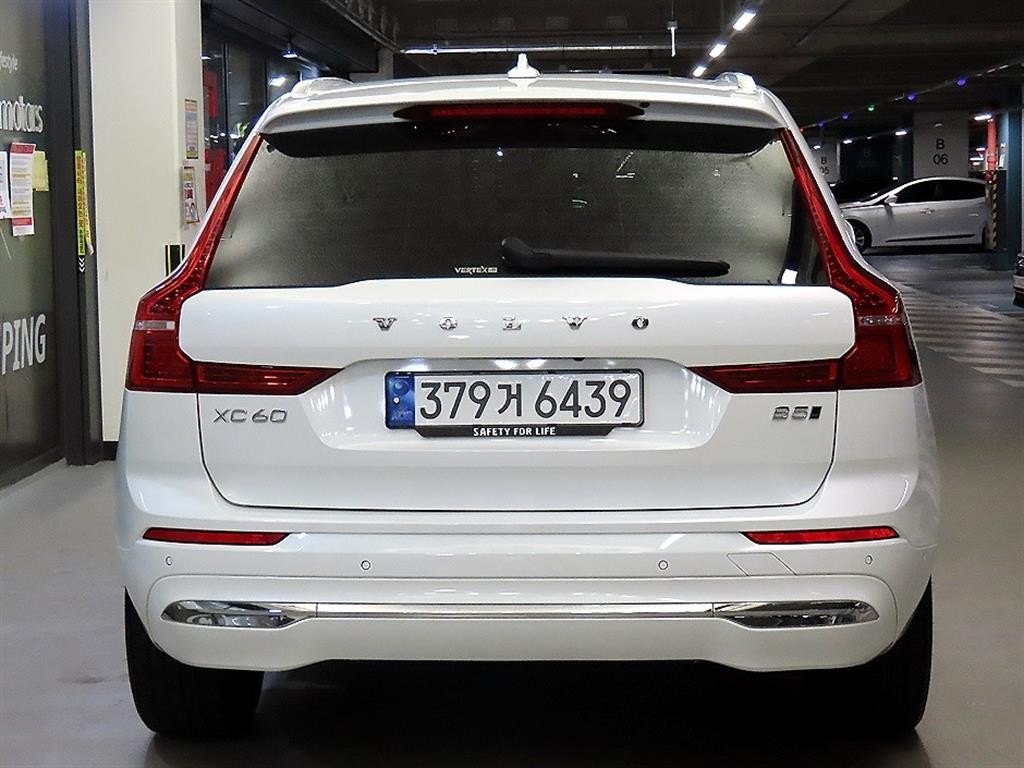 볼보 XC60 XC60(2세대) B5 AWD 얼티메이트 브라이트 이미지 5