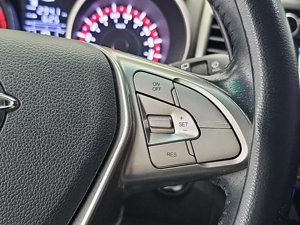 KG모빌리티(쌍용) 티볼리 디젤 2WD 1.6 LX 이미지 16