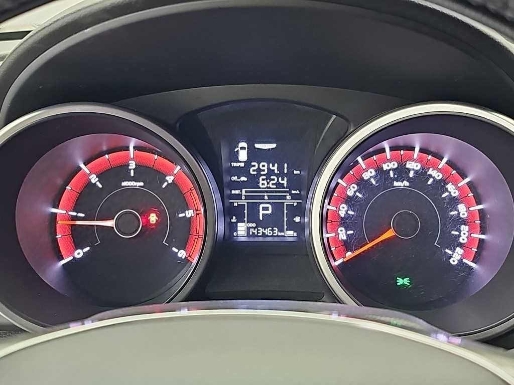 KG모빌리티(쌍용) 티볼리 디젤 2WD 1.6 LX 이미지 6