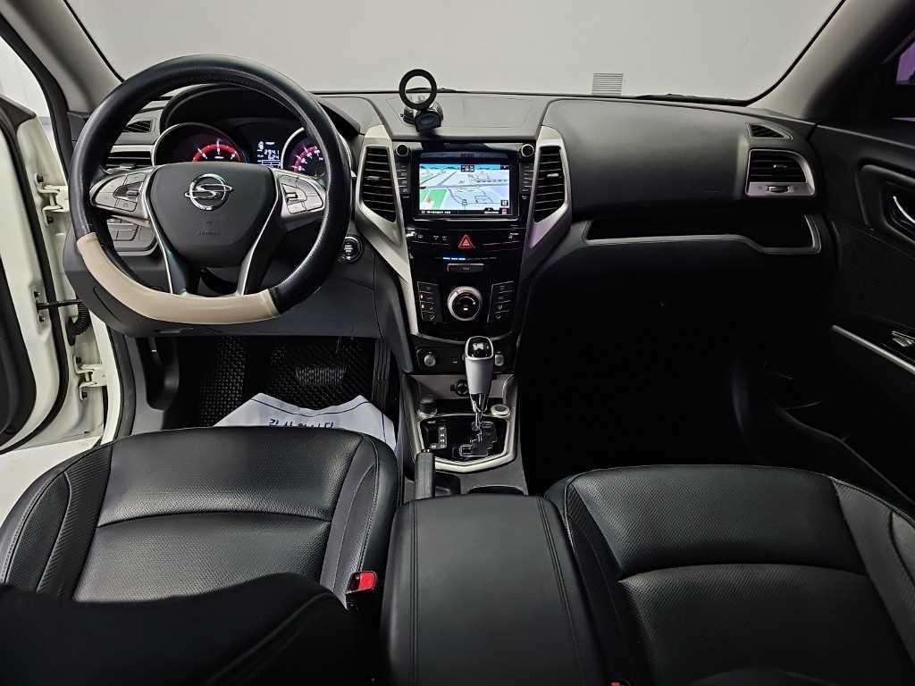 KG모빌리티(쌍용) 티볼리 디젤 2WD 1.6 LX 이미지 7