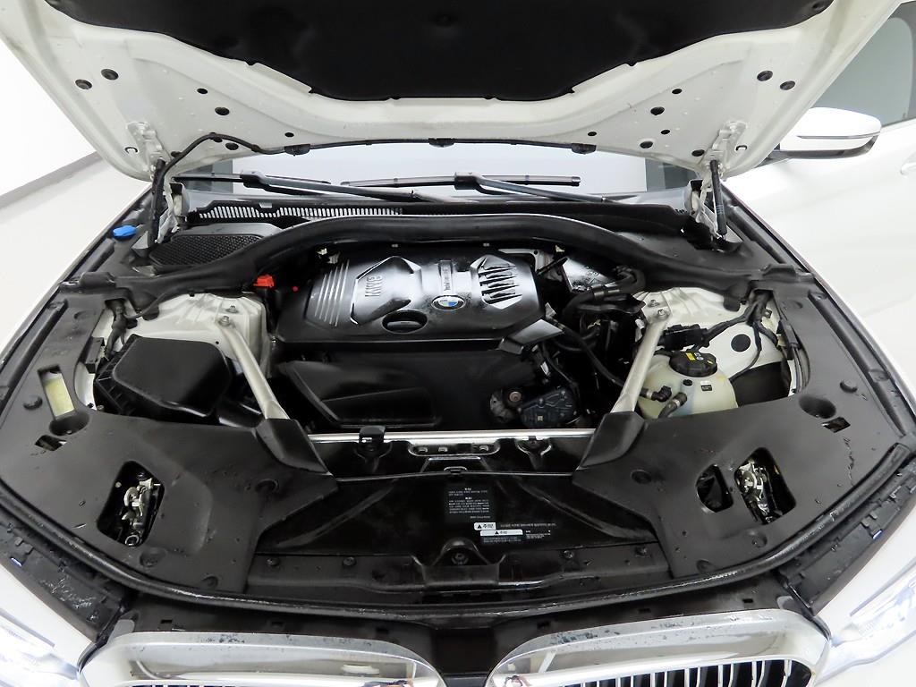 BMW 5시리즈 5시리즈 (G30) 520d 럭셔리 스페셜 에디션 이미지 20