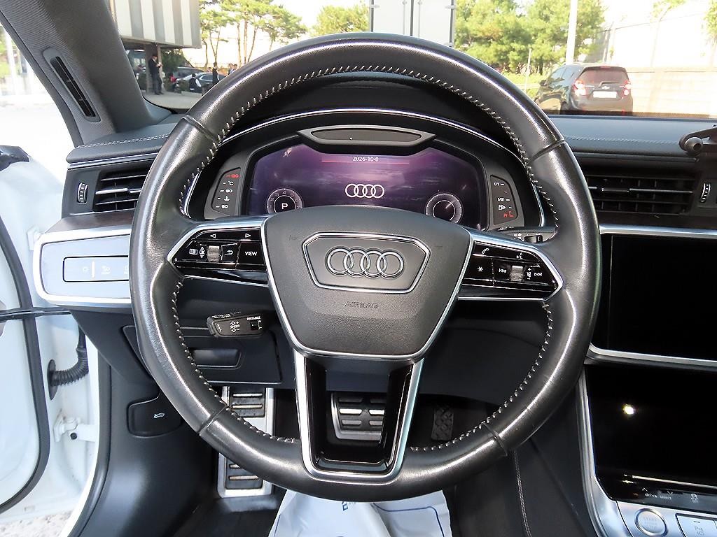 아우디 A7 A7 (4K) 55 TFSI 콰트로 프리미엄 이미지 8