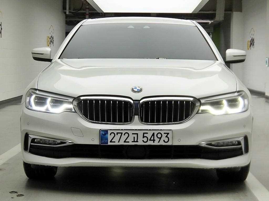 BMW 5시리즈 5시리즈 (G30) 530i xDrive 럭셔리 플러스 이미지 1