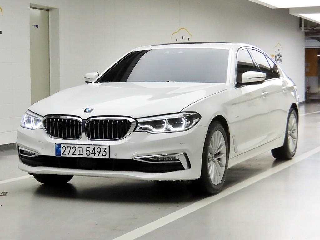 BMW 5시리즈 5시리즈 (G30) 530i xDrive 럭셔리 플러스 이미지 2