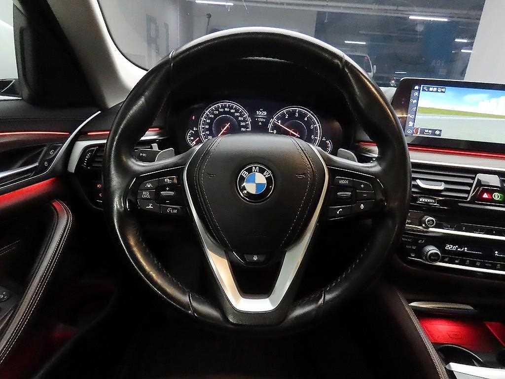 BMW 5시리즈 5시리즈 (G30) 530i xDrive 럭셔리 플러스 이미지 7