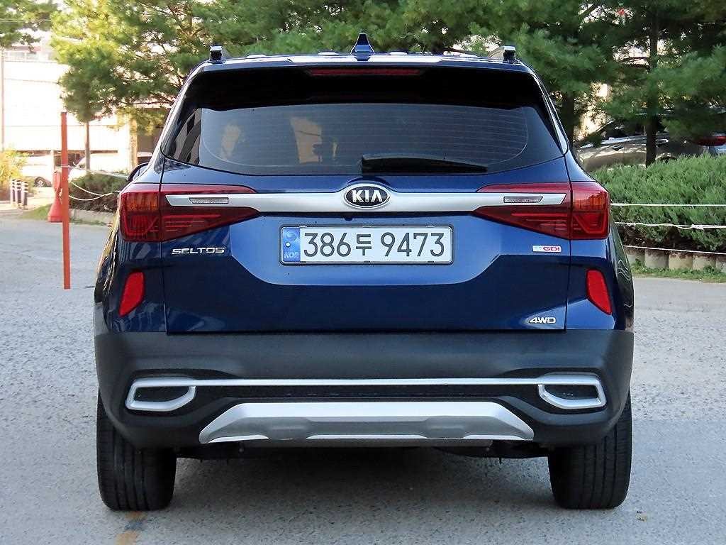 기아 셀토스 가솔린 1.6 터보 4WD 시그니처 이미지 4