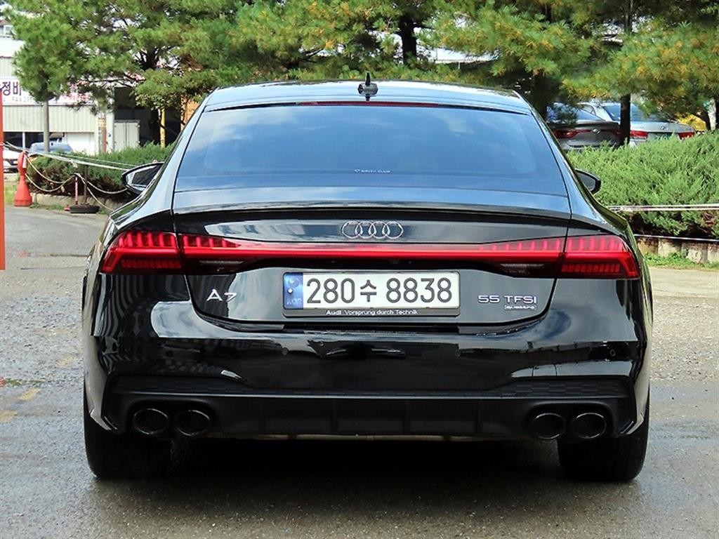 아우디 A7 A7 (4K) 55 TFSI 콰트로 프리미엄 이미지 4