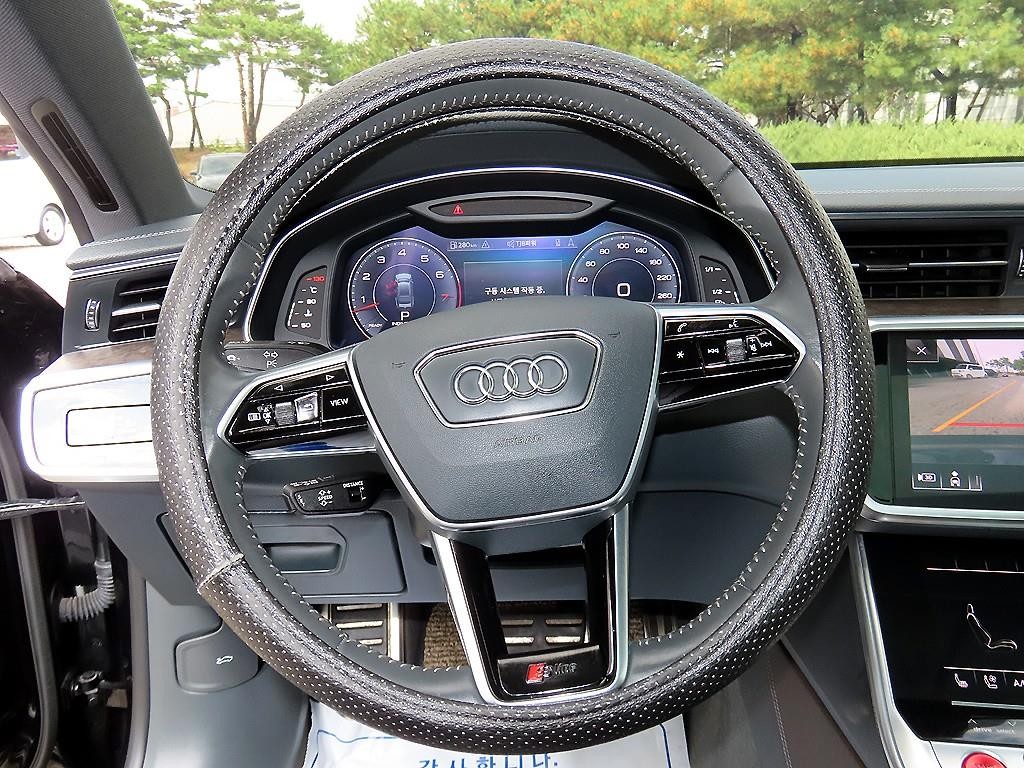 아우디 A7 A7 (4K) 55 TFSI 콰트로 프리미엄 이미지 8