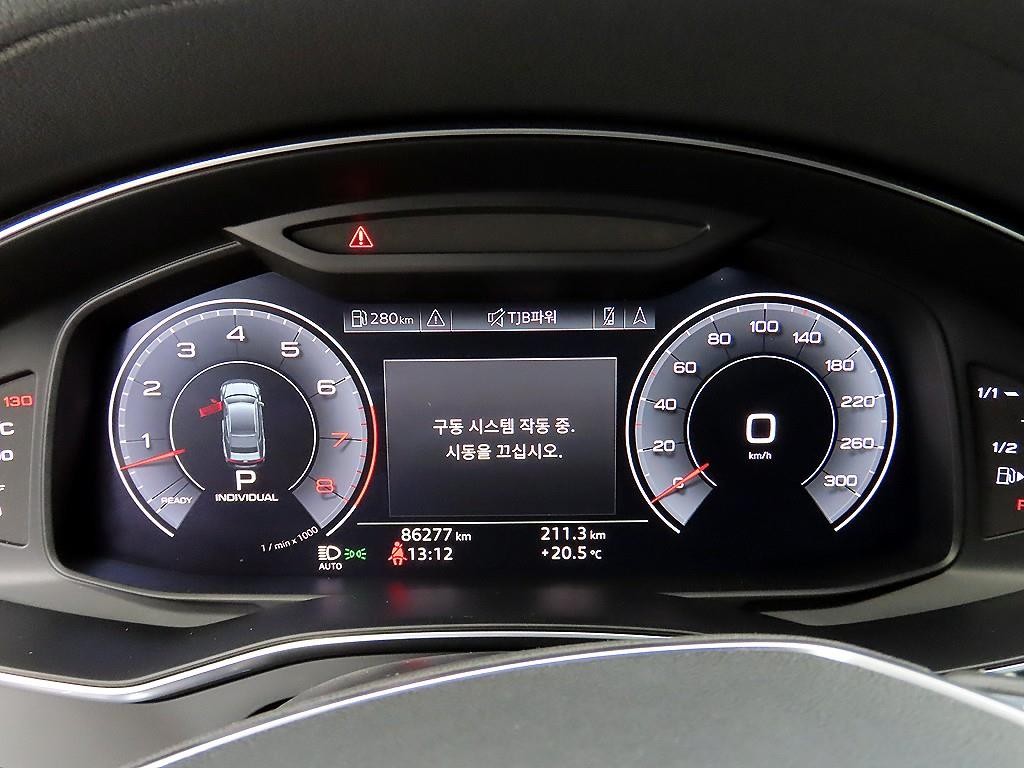 아우디 A7 A7 (4K) 55 TFSI 콰트로 프리미엄 이미지 9