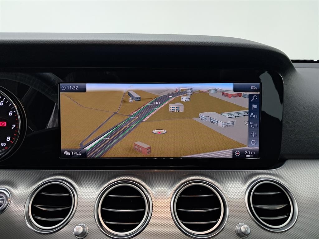 벤츠 E 클래스 E-클래스 W213 E300 아방가르드 이미지 9