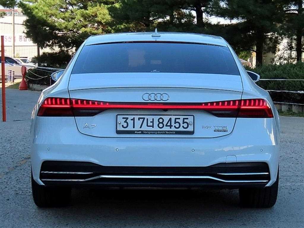 아우디 A7 A7 (4K) 55 TFSI 콰트로 프리미엄 이미지 4