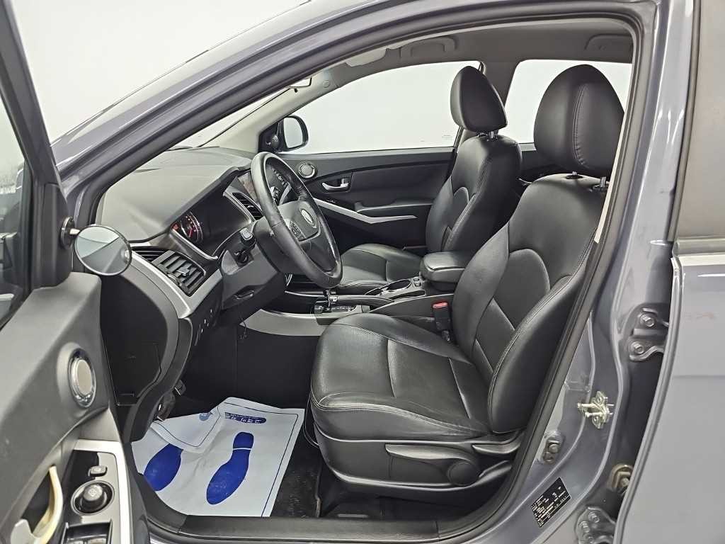 KG모빌리티(쌍용) 코란도 뉴코란도C 4WD 2.2 익스트림 이미지 11