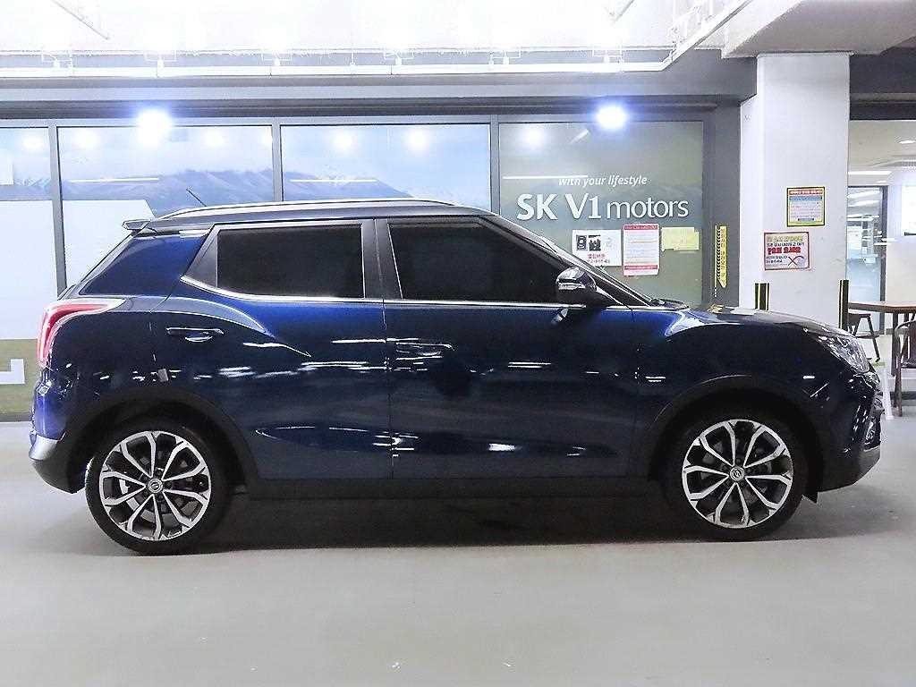 KG모빌리티(쌍용) 티볼리 티볼리 아머 2WD 가솔린 VX 이미지 3