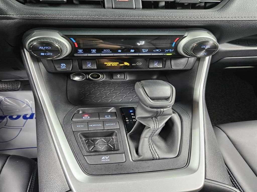 토요타 라브4 RAV4(5세대) 2.5 2WD 하이브리드 이미지 10