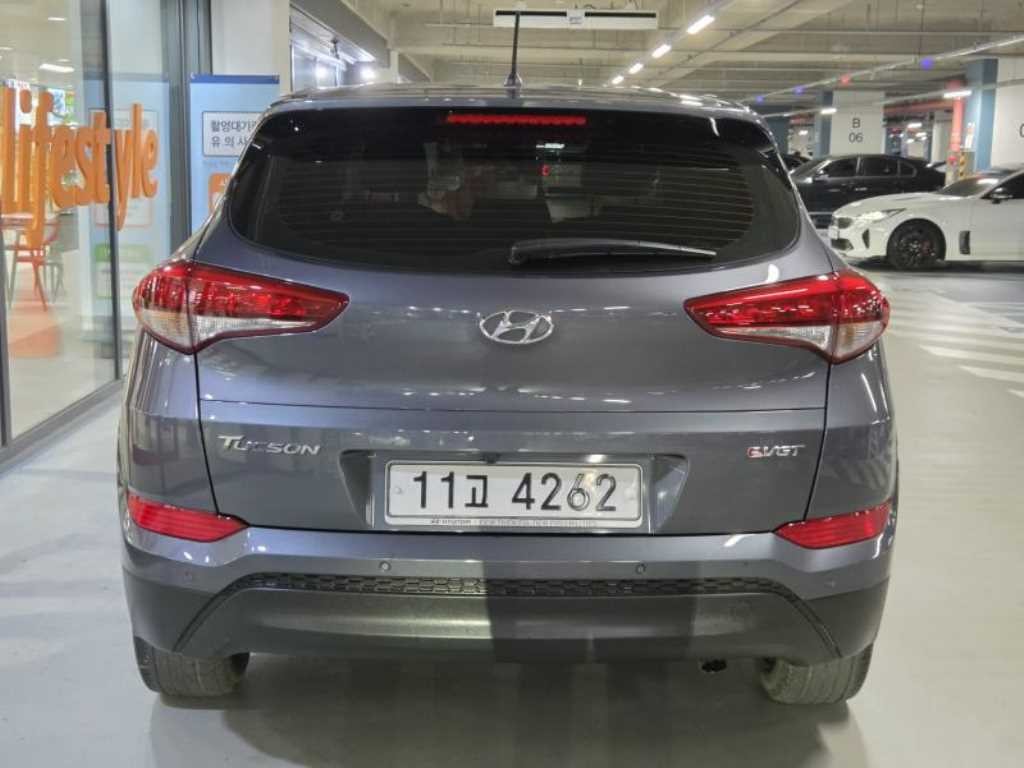 현대 투싼 올뉴투싼 디젤 1.7 2WD 스타일 이미지 5