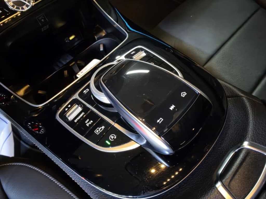 벤츠 E 클래스 E-클래스 W213 E300 아방가르드 이미지 13