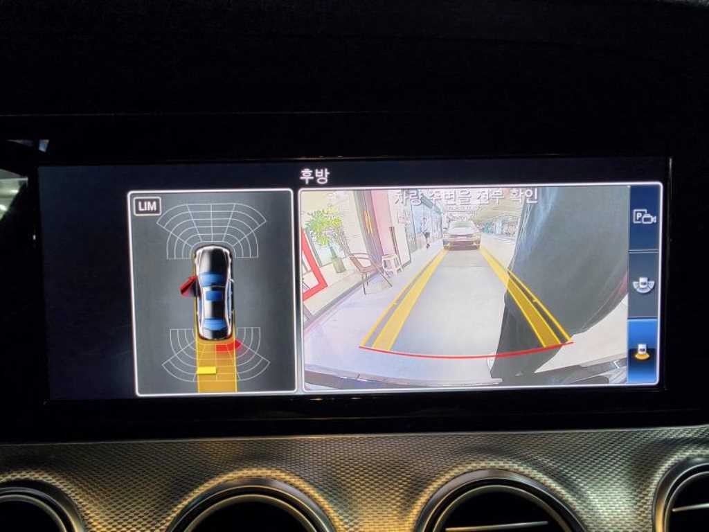 벤츠 E 클래스 E-클래스 W213 E300 아방가르드 이미지 15