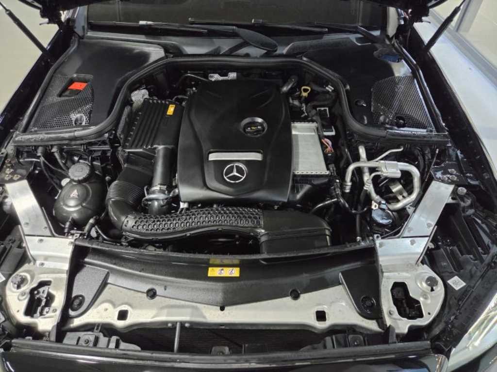 벤츠 E 클래스 E-클래스 W213 E300 아방가르드 이미지 19