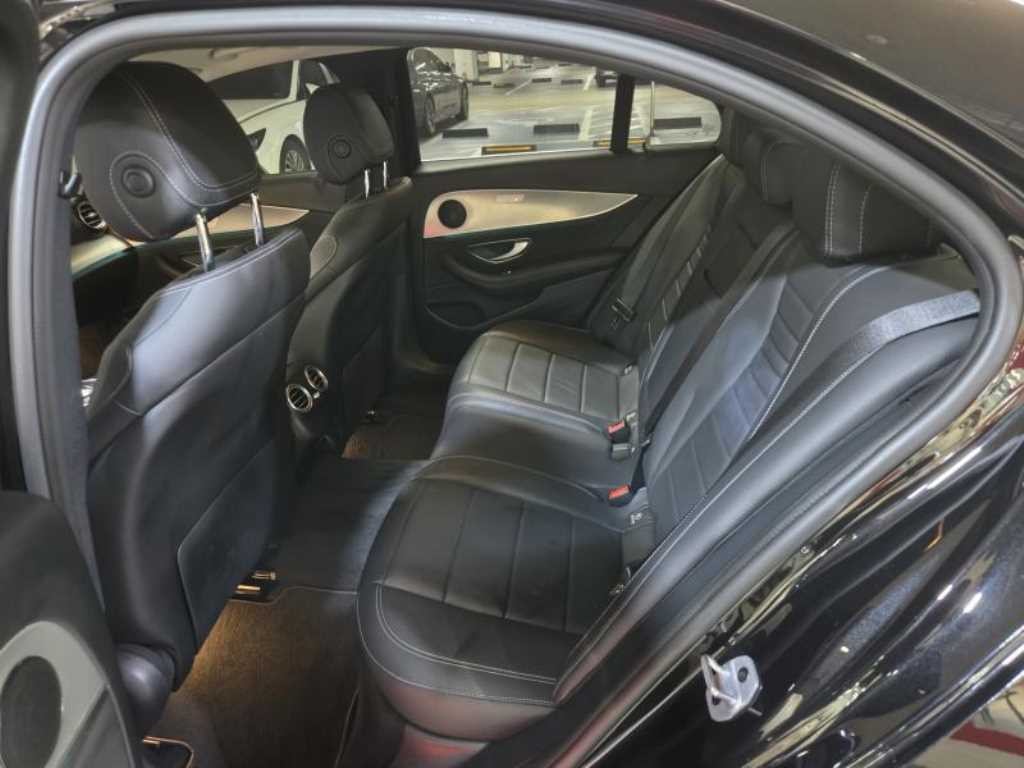 벤츠 E 클래스 E-클래스 W213 E300 아방가르드 이미지 7