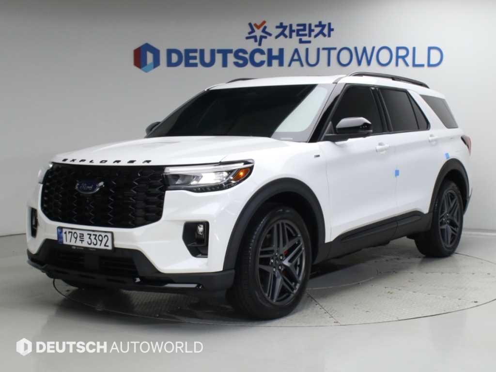 포드 익스플로러 익스플로러 6세대 2.3 AWD ST-라인 이미지 1