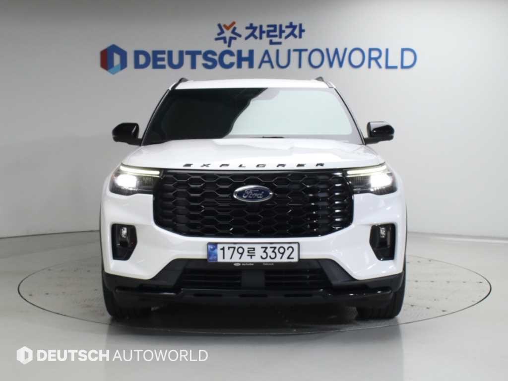 포드 익스플로러 익스플로러 6세대 2.3 AWD ST-라인 이미지 3