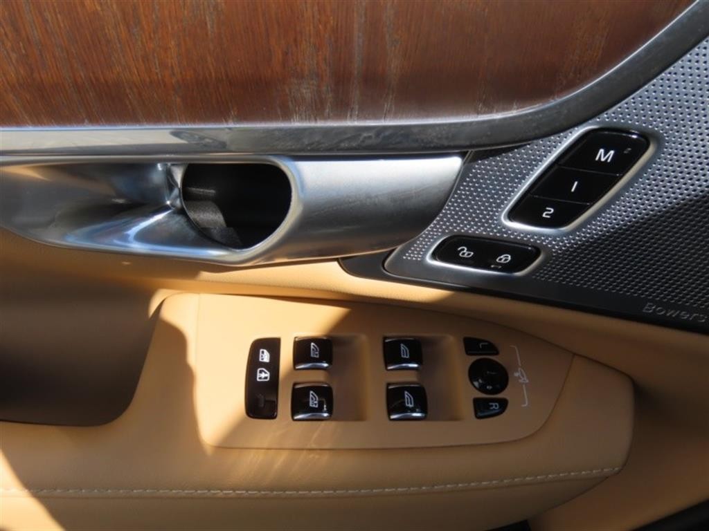 볼보 S90 B5 얼티메이트 브라이트 이미지 12