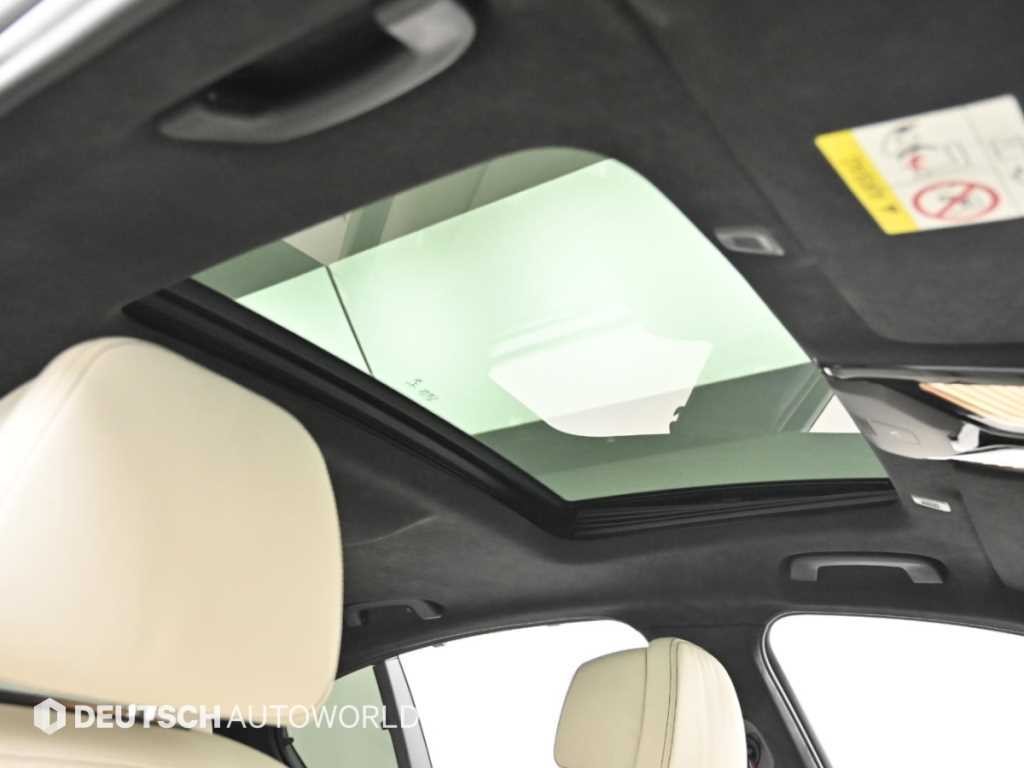 BMW 5시리즈 5시리즈 (G30) M550i xDrive 이미지 18