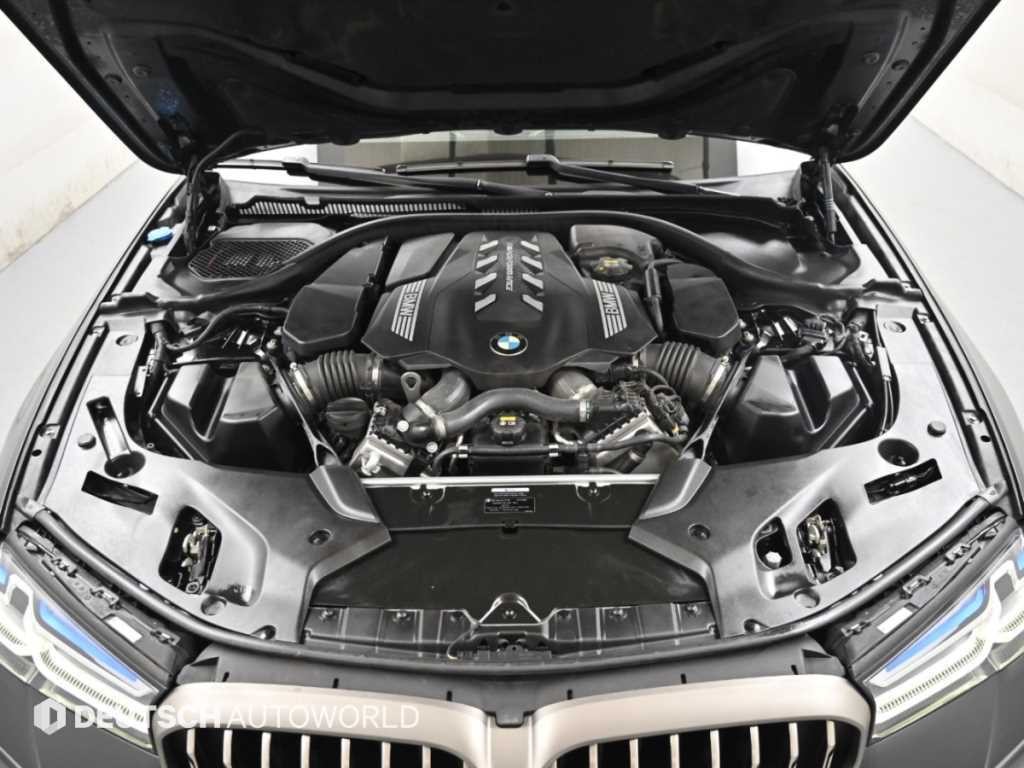 BMW 5시리즈 5시리즈 (G30) M550i xDrive 이미지 6