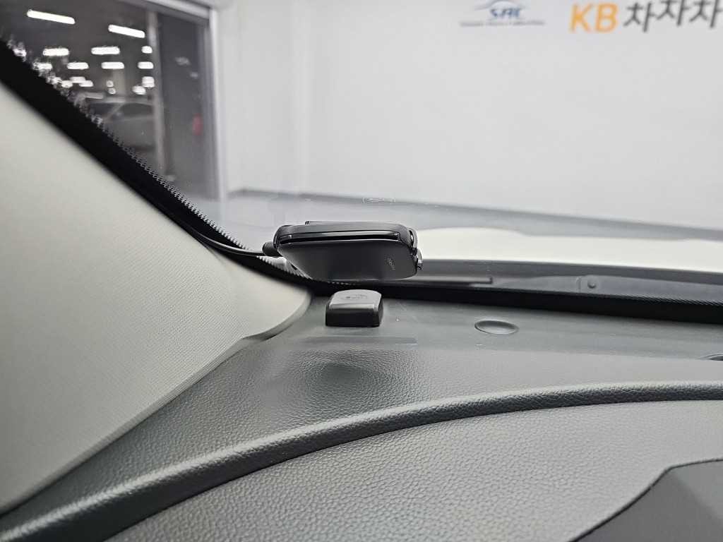 KG모빌리티(쌍용) 티볼리 디젤 2WD 1.6 VX 이미지 18