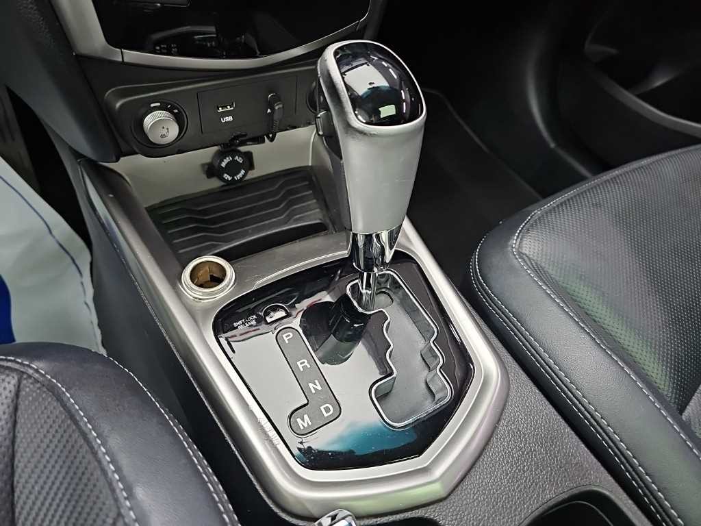 KG모빌리티(쌍용) 티볼리 디젤 2WD 1.6 VX 이미지 8