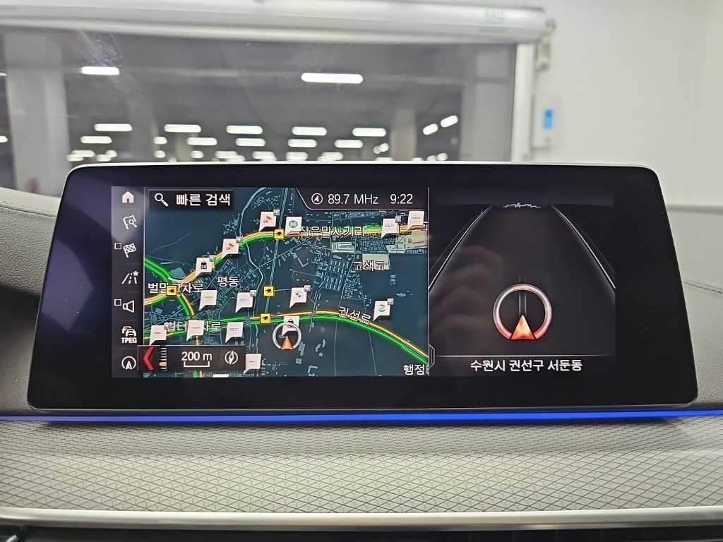 BMW 5시리즈 5시리즈 (G30) 520d M 스포츠 플러스 이미지 15
