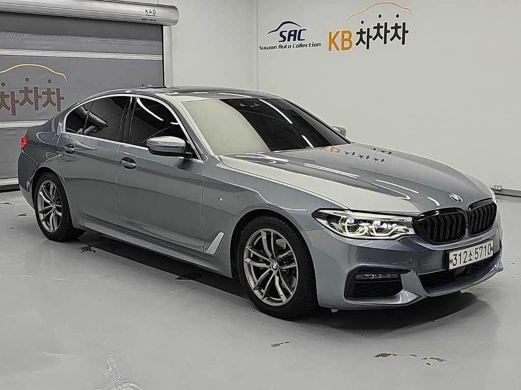 BMW 5시리즈 5시리즈 (G30) 520d M 스포츠 플러스 이미지 4
