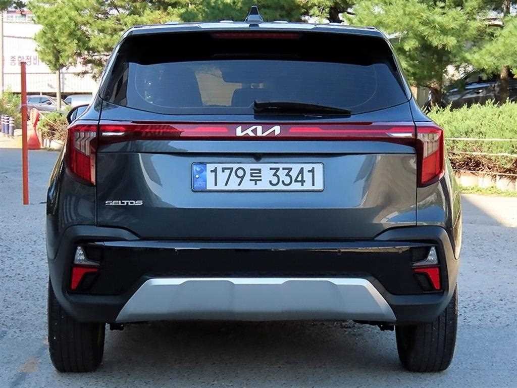 기아 셀토스 더 뉴 셀토스 가솔린 2.0 2WD 프레스티지 이미지 4