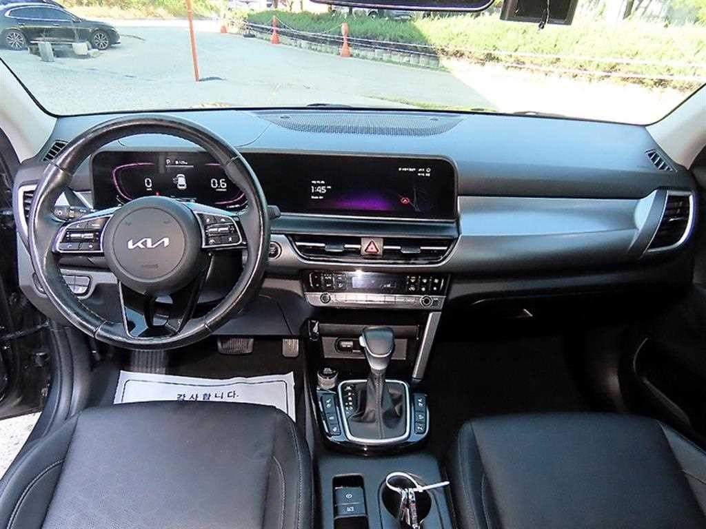 기아 셀토스 더 뉴 셀토스 가솔린 2.0 2WD 프레스티지 이미지 7