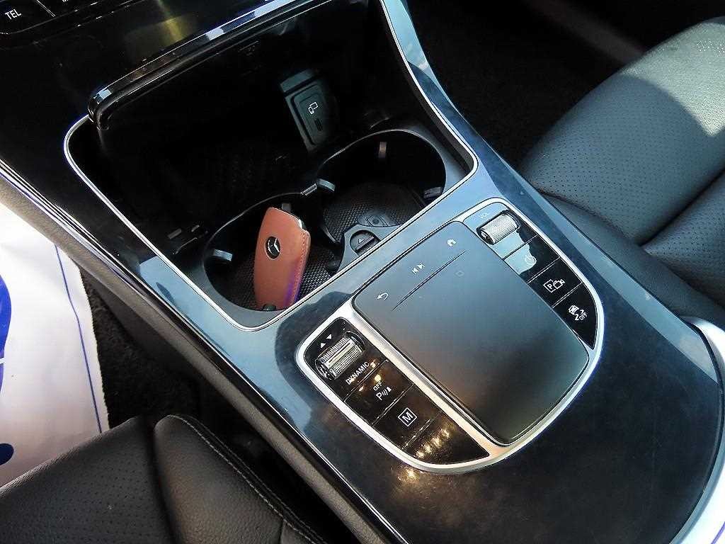 벤츠 GLC 클래스 GLC클래스 X253 GLC 300 e 4MATIC 이미지 12