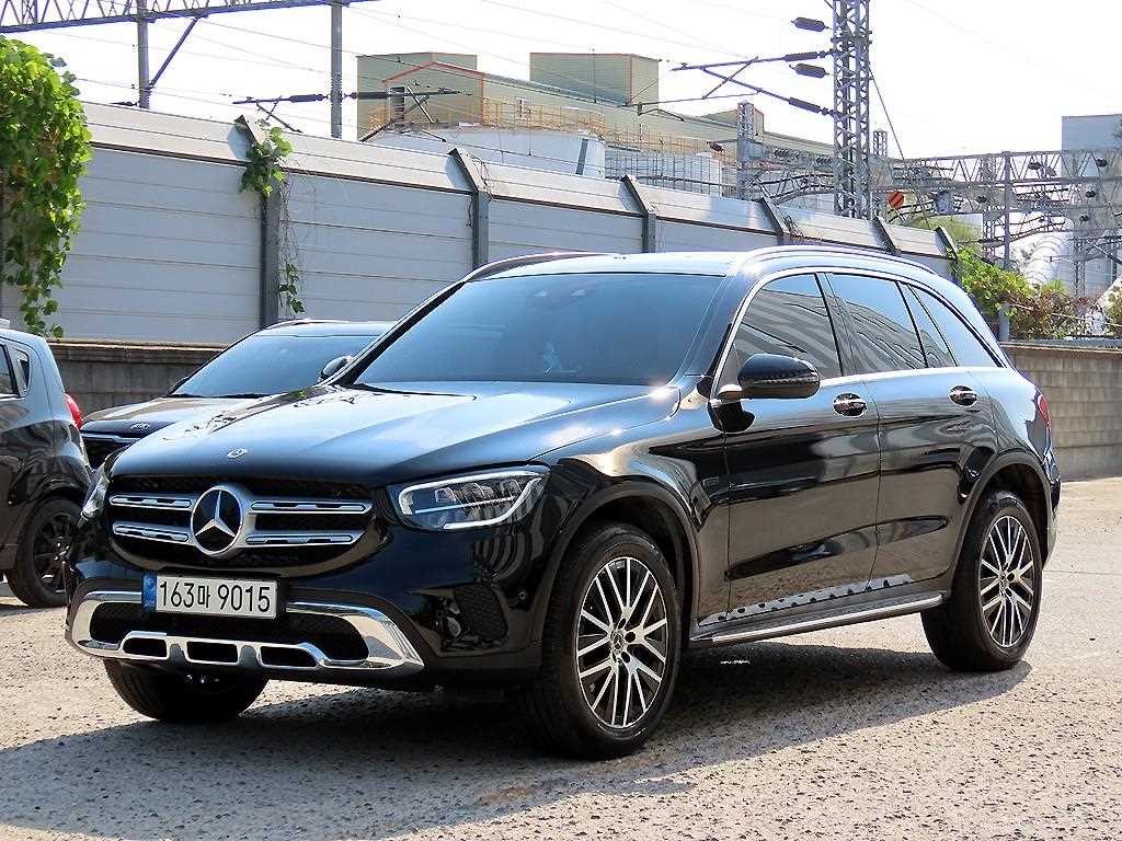 벤츠 GLC 클래스 GLC클래스 X253 GLC 300 e 4MATIC 이미지 2