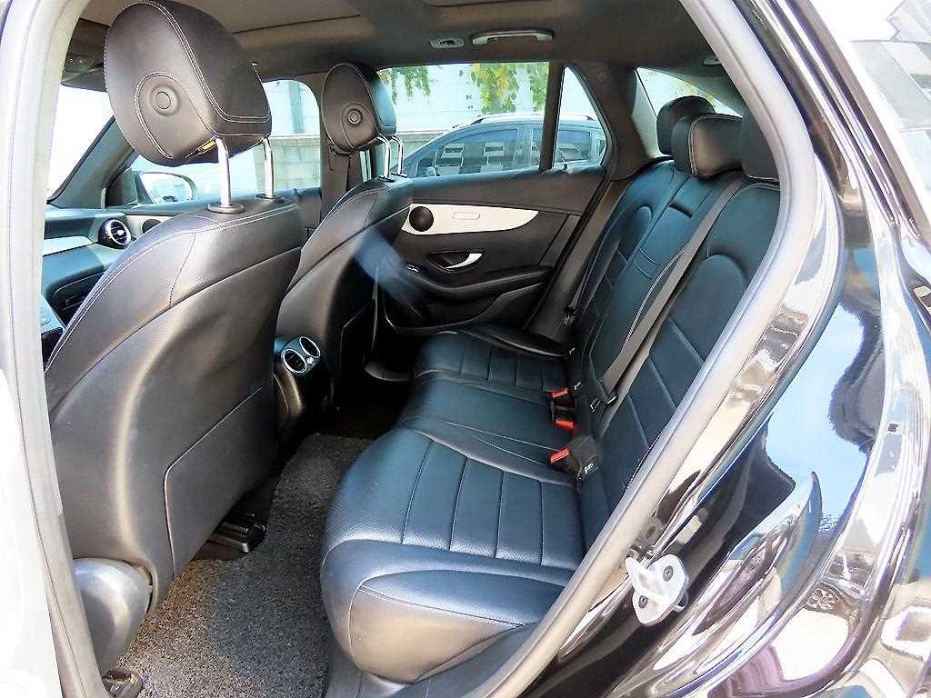 벤츠 GLC 클래스 GLC클래스 X253 GLC 300 e 4MATIC 이미지 6