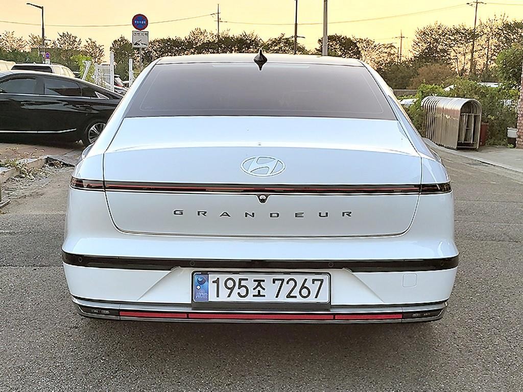 현대 그랜저 그랜저 (GN7) 가솔린 3.5 4WD 익스클루시브 이미지 3